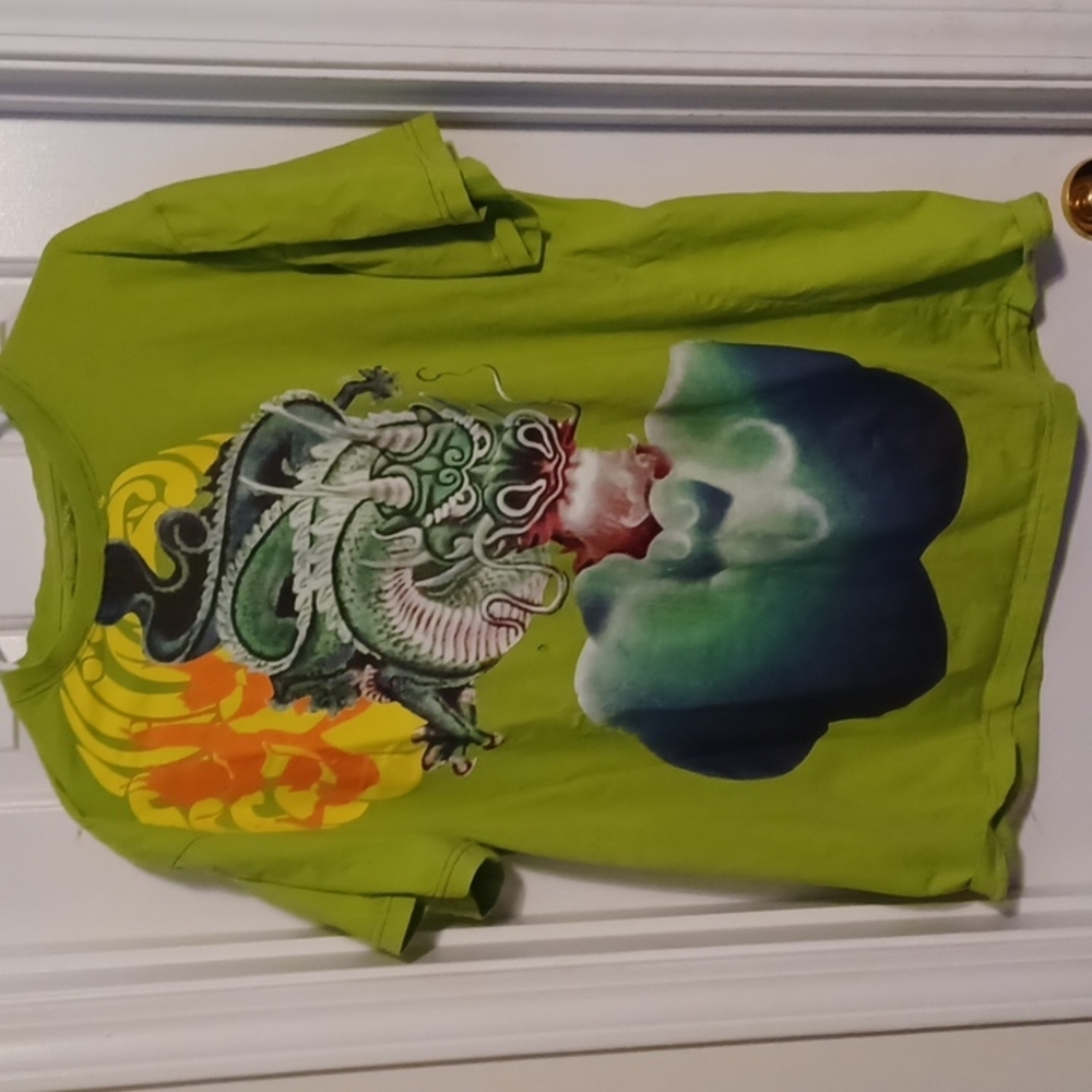 T shirt